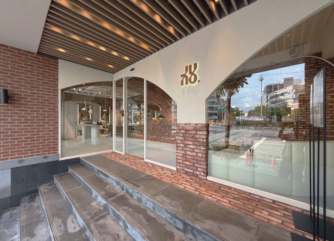 Juno Hair Hongdae Yeonnam | hongdae hair salon | 美容院 — 4