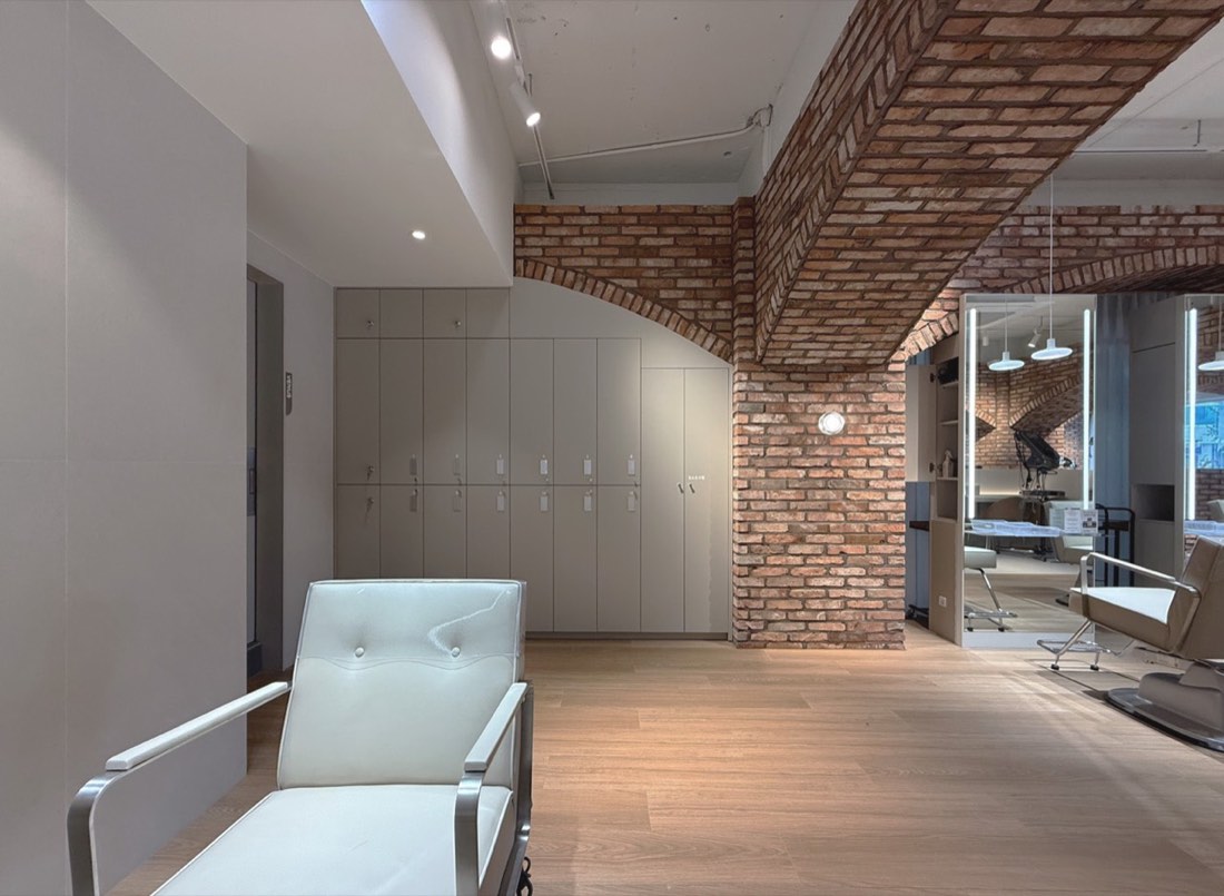 Juno Hair Hongdae Yeonnam | hongdae hair salon | 美容院 — 9